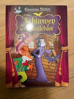 Geronimo Stilton - Schimmen in het Schedelslot, Boeken, Geronimo Stilton, Ophalen of Verzenden, Zo goed als nieuw