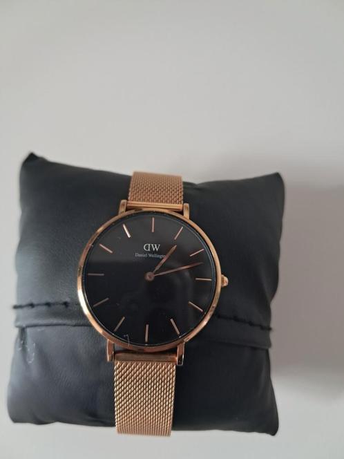 Daniel Wellington dames horloge, Sieraden, Tassen en Uiterlijk, Horloges | Dames, Zo goed als nieuw, Overige merken, Staal, Leer