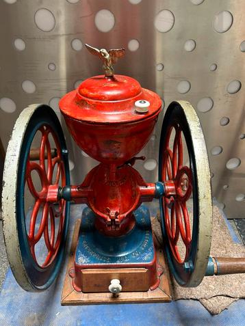 Gietijzeren koffiemolen van Enterprise MFG Co beschikbaar voor biedingen