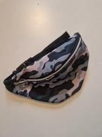 Leuk heuptasje kind - legerprint, Minder dan 40 cm, Minder dan 35 cm, Zo goed als nieuw, Groen