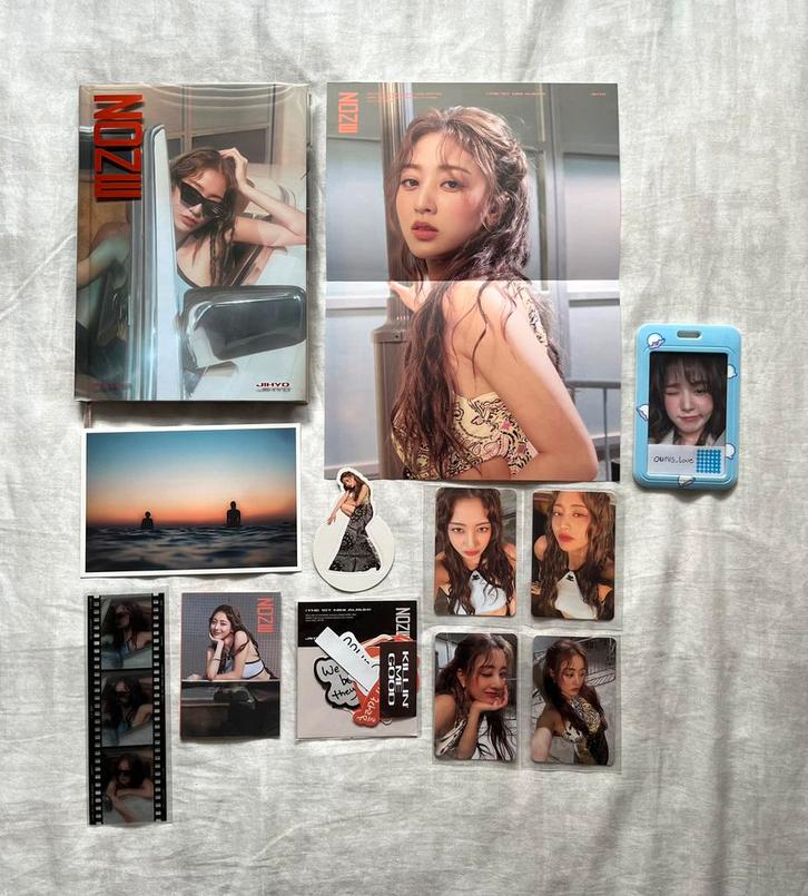 Kpop Twice Jihyo Zone (Z ver.), Verzamelen, Muziek, Artiesten en Beroemdheden, Zo goed als nieuw, Cd of Plaat, Verzenden