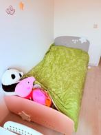 Meisjes bed, Kinderen en Baby's, Kinderkamer | Bedden, Ophalen, 85 tot 100 cm, Zo goed als nieuw, Matras