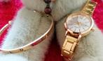 DAMES HORLOGE QUARTZ MET EEN ARMBAND MET LOVE EROP (NIEUW)., Overige merken, Polshorloge, Nieuw, Ophalen of Verzenden