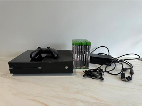 Xbox One Zwart + Controller + 8 Games, Spelcomputers en Games, Spelcomputers | Xbox 360, Zo goed als nieuw, 360 S, Met 1 controller