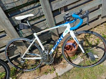 Giant Defy Rabobank M Ultegra beschikbaar voor biedingen