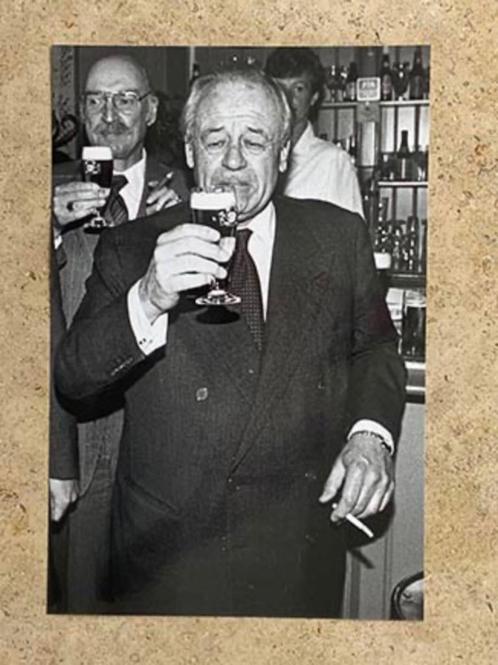 Org z/w foto Freddy Heineken met biertje + sigaret 22-4-'87, Verzamelen, Biermerken, Nieuw, Overige typen, Heineken, Verzenden