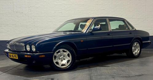 Jaguar Sovereign 4.0 V8 LWB NL Auto, Auto's, Jaguar, Bedrijf, Te koop, Sovereign, ABS, Airbags, Airconditioning, Alarm, Boordcomputer
