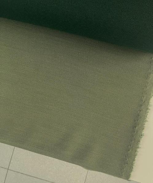 Kvadrat Febrik Uniform Melange zachtgroen; 33 mtr meubelstof, Hobby en Vrije tijd, Stoffen en Lappen, Nieuw, Wol, 120 cm of meer