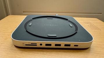 Satechi Aluminium Mac Mini (M1 en M2) stand hub met 1TB SSD beschikbaar voor biedingen