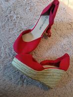 Rode Espadrilles BODYFLIRT - Maat 37, Kleding | Dames, Schoenen, Ophalen of Verzenden, Zo goed als nieuw, Espadrilles of Moccasins