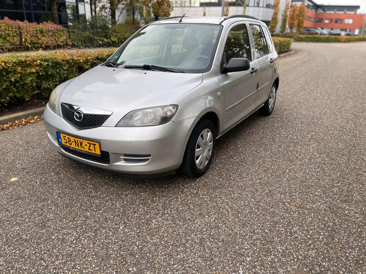 Mazda 2 1.4 16V AUT 2003 Grijs Airco Apk, Auto's, Mazda, Bedrijf, Benzine, C, MPV, Automaat, Origineel Nederlands, Zilver of Grijs