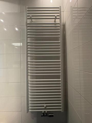 Vasco Bathline BB 970W designradiator 600x1714 mm beschikbaar voor biedingen