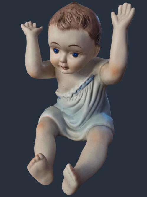Frans Bisque porselein baby beeldje ca jaren 40's, Antiek en Kunst, Antiek | Porselein, Ophalen of Verzenden