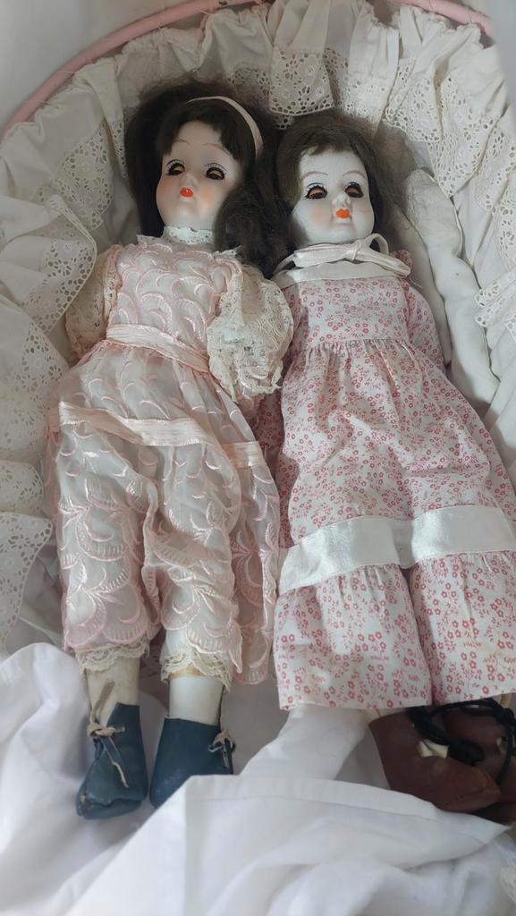 Vintage poppen met wieg, Kinderen en Baby's, Speelgoed | Poppen, Gebruikt, Overige typen, Ophalen