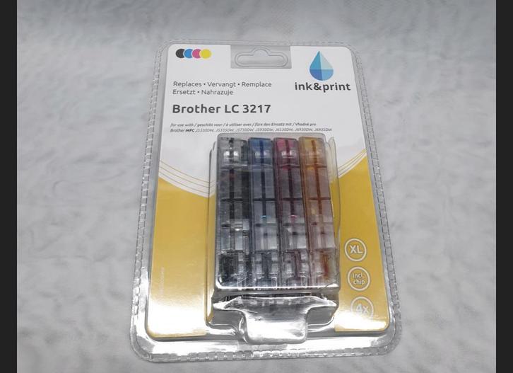 2x Brother LC-3217 Cartridges - Nieuw in verpakking, Computers en Software, Printerbenodigdheden, Nieuw, Cartridge, Ophalen of Verzenden