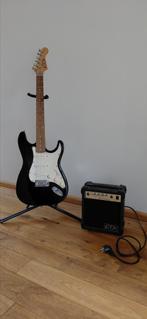 QTX elektrische gitaar met QTX gitaarversterker., Muziek en Instrumenten, Ophalen, Gebruikt, Gitaar, Minder dan 50 watt