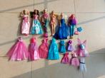 Barbie poppen met uitgebreide kleding setjes, Ophalen, Zo goed als nieuw, Barbie