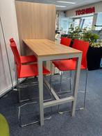 Tafel met 4 rode krukken, 4 krukken, Ophalen, Nieuw, 60 tot 90 cm