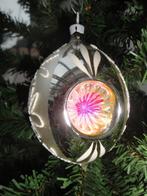 Mooie oude grote glazen kerstbal met 3 deuken, Ophalen of Verzenden, Gebruikt