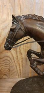 SPRINGPAARD MET AMAZONE / BRONZEN BEELD, Ophalen of Verzenden