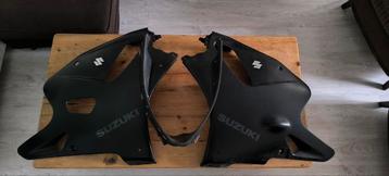 Onderkuip kompleet GSXR 750 W beschikbaar voor biedingen