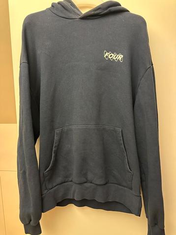 Four hoodie XS beschikbaar voor biedingen