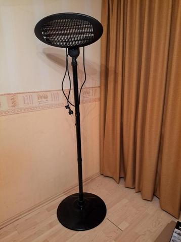 Terrasverwarmer infrarood voor binnen en buiten beschikbaar voor biedingen