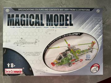 BOUWDOOS IRON COMMANDER MAGICAL MODEL NO 816-4 HELICOPTER beschikbaar voor biedingen