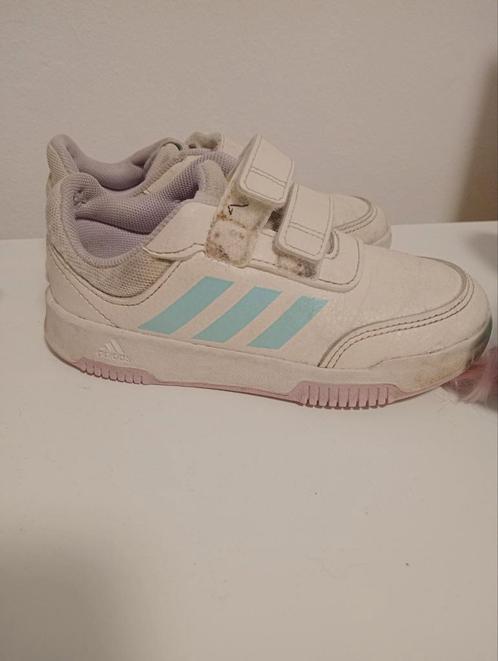 Leuke Adidas sneakers maat 27, Kinderen en Baby's, Kinderkleding | Schoenen en Sokken, Gebruikt, Schoenen, Meisje, Ophalen of Verzenden