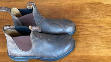 Blundstone boots maat 8 (42) beschikbaar voor biedingen