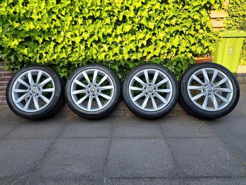 17" 5x112 VW Dijon Velgen Golf 6 7 8 Sportsvan Touran Passat, Auto-onderdelen, Banden en Velgen, Banden en Velgen, Zomerbanden
