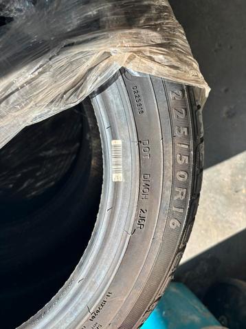 Band Dunlop en Continental 225/50/16 nieuw  beschikbaar voor biedingen