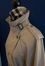 Trench coat / Regenjas , 42, mooie details, classic beige., Ophalen of Verzenden, Zo goed als nieuw, Maat 42/44 (L), Beige