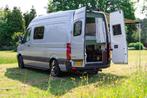 Sfeervolle off-grid camper | Volkswagen Crafter 2.5 TDI, Caravans en Kamperen, Buscamper of Camperbus, Volkswagen, Kluisje, Tot en met 2