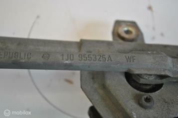Ruitenwissermechaniek V Golf IV 1.8-5V ('97-'04) 1J0955325A beschikbaar voor biedingen