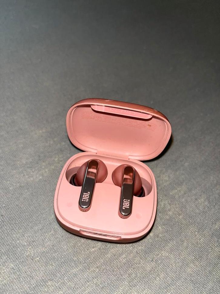 JBL oortjes | live pro 2, Telecommunicatie, Mobiele telefoons | Oordopjes, Zo goed als nieuw, Ophalen of Verzenden