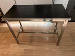 Ikea Utby bartafel / statafel met extra RVS afwerking, Huis en Inrichting, Ophalen, Zo goed als nieuw