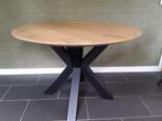 Eettafel met houten blad en metalen poten, Huis en Inrichting, Tafels | Eettafels, Ophalen, Zo goed als nieuw, Rond, Eikenhout