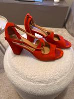 Notre V Hakken Rood Maat 39, Ophalen of Verzenden, Gedragen, Rood, Pumps