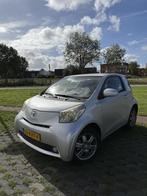 Toyota iQ 1.0 VVTi 2010 Airco Start/stop Elekpakket Netjes, Auto's, Toyota, Gebruikt, 4 stoelen, Origineel Nederlands, Bedrijf