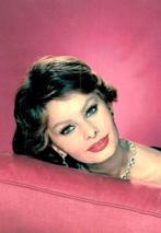 SOPHIA LOREN (1934 - ...) Actrice, Ophalen of Verzenden, 1960 tot 1980, Ongelopen, Sterren en Beroemdheden