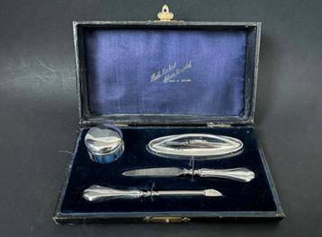 Zilveren Manicureset, 1918 beschikbaar voor biedingen