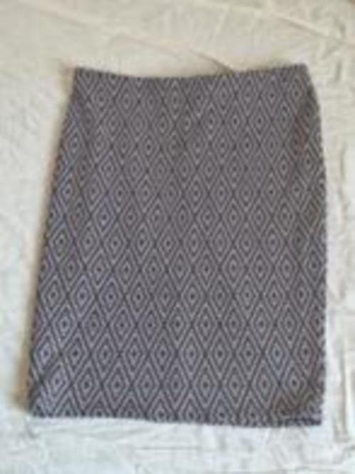Rokje merk Primark maat 42, Kleding | Dames, Rokken, Zo goed als nieuw, Maat 42/44 (L), Boven de knie, Ophalen of Verzenden