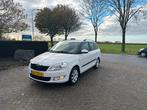 Skoda Fabia 1.2 TSI 63KW Combi 2012 Wit, Voorwielaandrijving, Euro 5, Stof, 40 €/maand