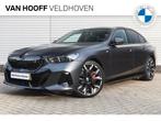 BMW i5 eDrive40 High Executive M Sport 84 kWh / Panoramadak, Auto's, BMW, Te koop, Zilver of Grijs, Gebruikt, 750 kg