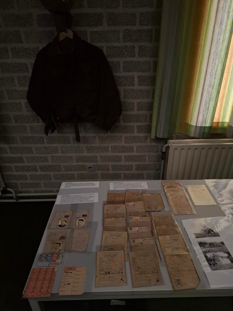 Gezocht: oorlogs items uit Leerdam en omstreken., Verzamelen, Militaria | Tweede Wereldoorlog, Ophalen of Verzenden, Overige soorten