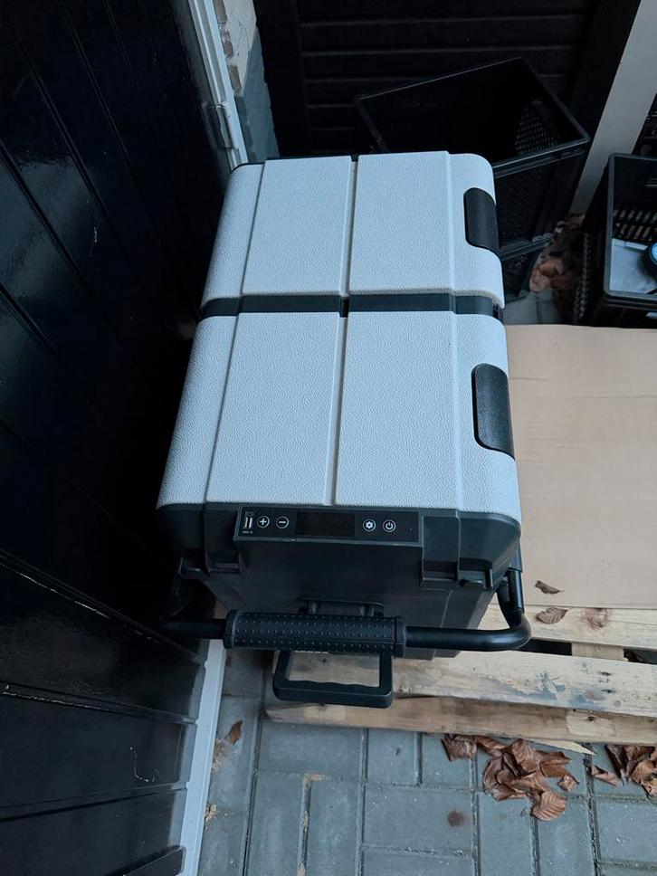 Elektrische Koelbox - 12/220 volt big fred koel/vries, Caravans en Kamperen, Koelboxen, Gebruikt, Koelbox, Elektrisch, Ophalen of Verzenden