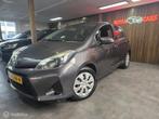 Toyota Yaris 1.5 Full Hybrid Aspiration / Top staat / Camera, Euro 5, 1497 cc, Gebruikt, 4 cilinders