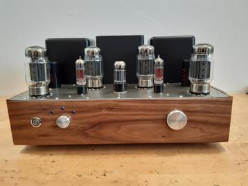 KT88 push-pull stereo buizenversterker. beschikbaar voor biedingen