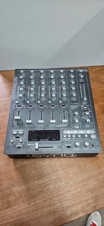 Synq SMX-2 DJ Mixer beschikbaar voor biedingen